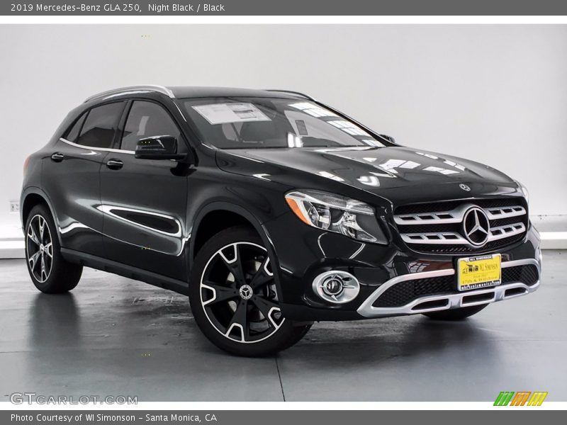 Night Black / Black 2019 Mercedes-Benz GLA 250