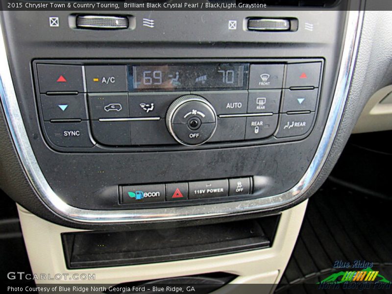 Brilliant Black Crystal Pearl / Black/Light Graystone 2015 Chrysler Town & Country Touring