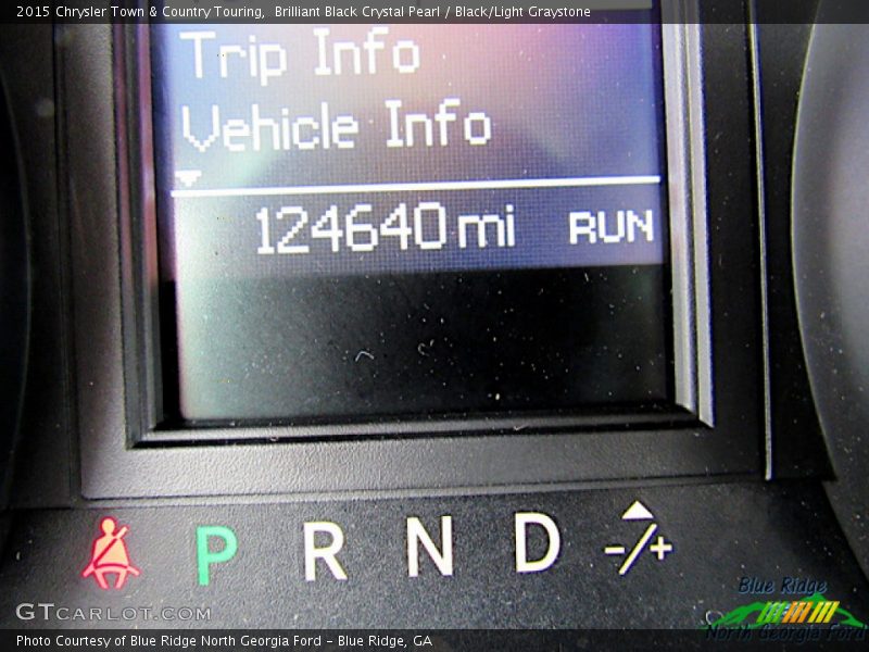 Brilliant Black Crystal Pearl / Black/Light Graystone 2015 Chrysler Town & Country Touring
