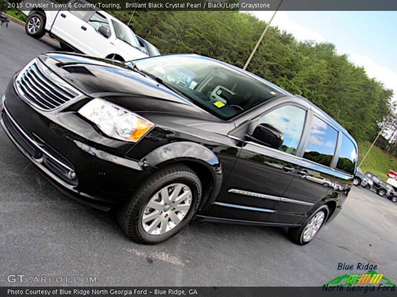 Brilliant Black Crystal Pearl / Black/Light Graystone 2015 Chrysler Town & Country Touring