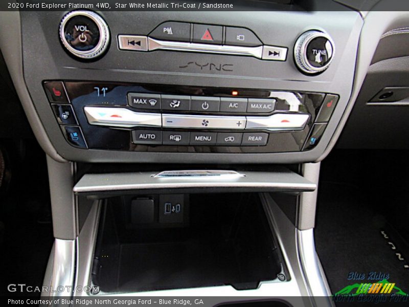 Star White Metallic Tri-Coat / Sandstone 2020 Ford Explorer Platinum 4WD