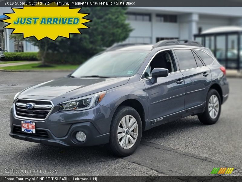 Magnetite Gray Metallic / Slate Black 2019 Subaru Outback 2.5i Premium