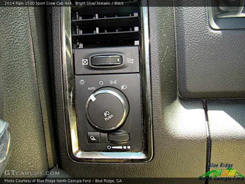 Bright Silver Metallic / Black 2014 Ram 1500 Sport Crew Cab 4x4