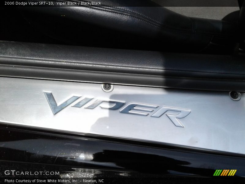 Viper Black / Black/Black 2006 Dodge Viper SRT-10