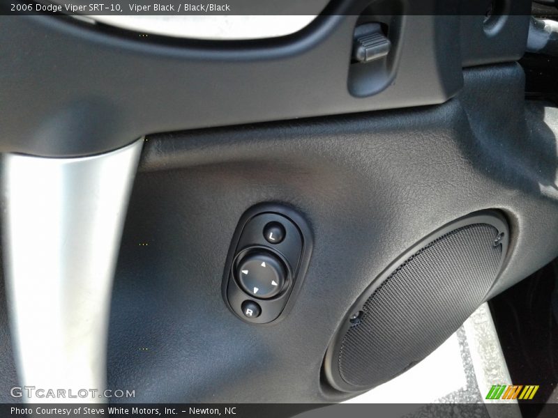 Viper Black / Black/Black 2006 Dodge Viper SRT-10