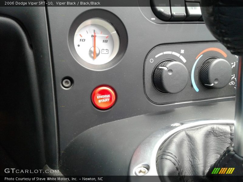 Controls of 2006 Viper SRT-10