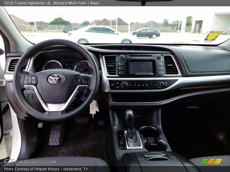 Blizzard White Pearl / Black 2018 Toyota Highlander LE
