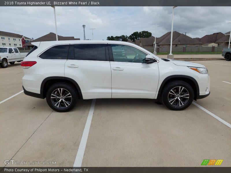 Blizzard White Pearl / Black 2018 Toyota Highlander LE