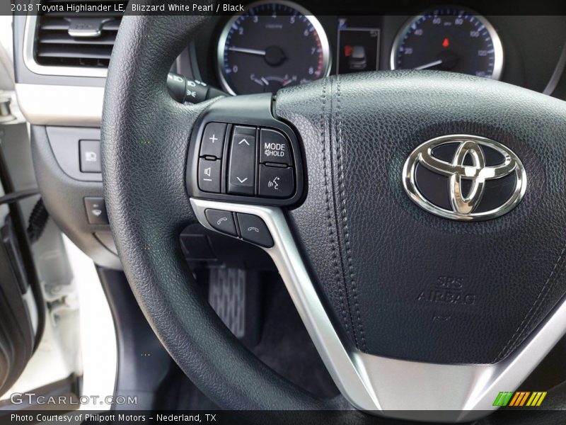 Blizzard White Pearl / Black 2018 Toyota Highlander LE