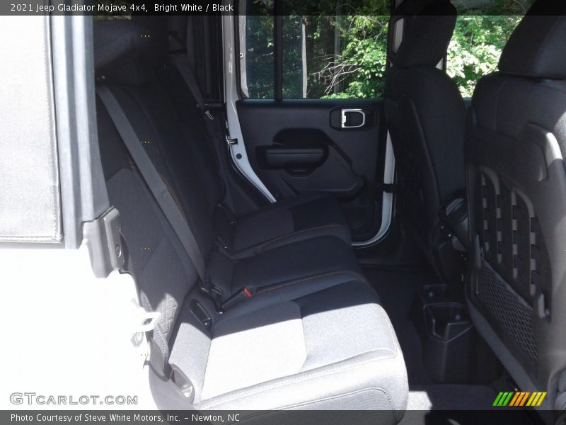 Bright White / Black 2021 Jeep Gladiator Mojave 4x4