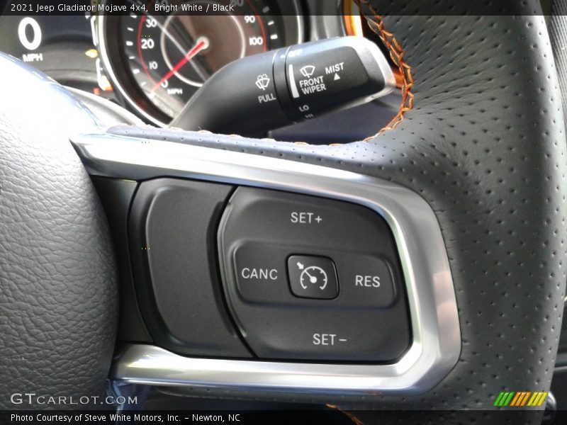 Bright White / Black 2021 Jeep Gladiator Mojave 4x4