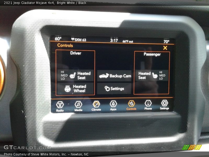Bright White / Black 2021 Jeep Gladiator Mojave 4x4