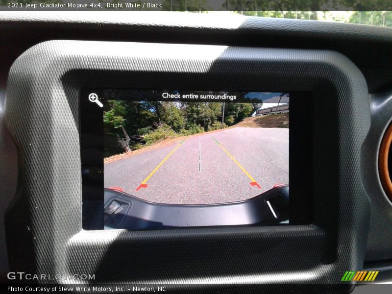 Bright White / Black 2021 Jeep Gladiator Mojave 4x4