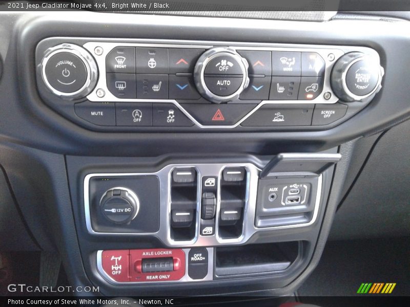 Bright White / Black 2021 Jeep Gladiator Mojave 4x4