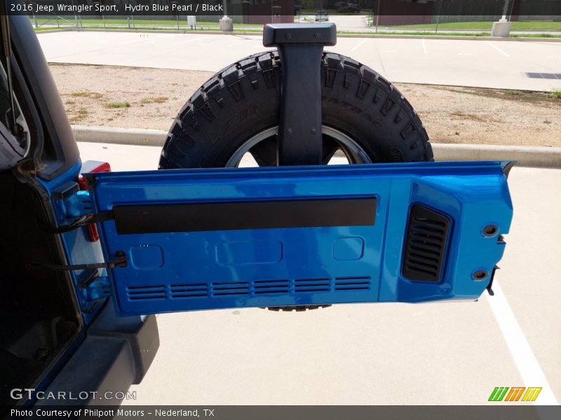 Hydro Blue Pearl / Black 2016 Jeep Wrangler Sport