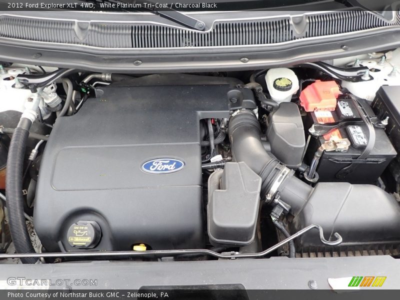 White Platinum Tri-Coat / Charcoal Black 2012 Ford Explorer XLT 4WD