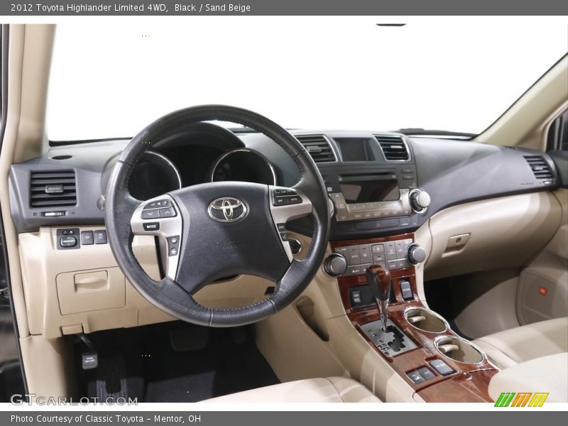 Black / Sand Beige 2012 Toyota Highlander Limited 4WD