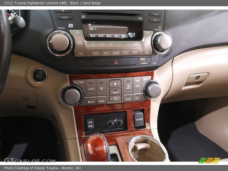 Black / Sand Beige 2012 Toyota Highlander Limited 4WD