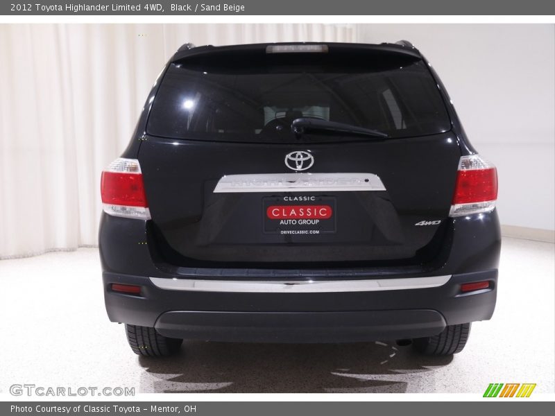 Black / Sand Beige 2012 Toyota Highlander Limited 4WD