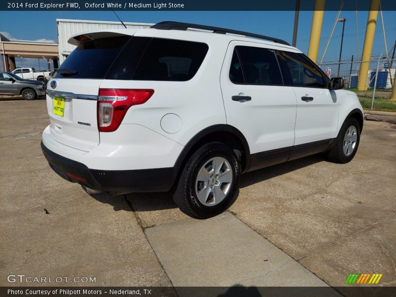 Oxford White / Medium Light Stone 2014 Ford Explorer FWD