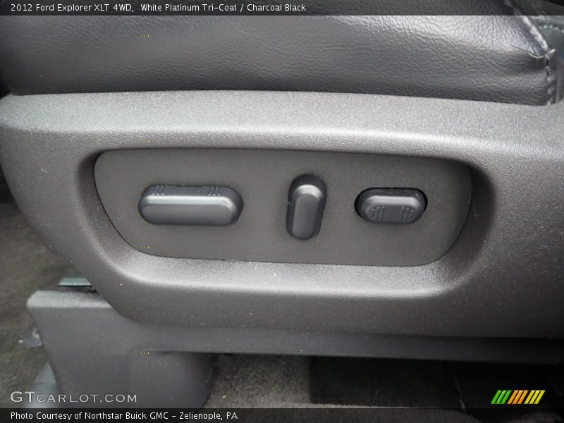 White Platinum Tri-Coat / Charcoal Black 2012 Ford Explorer XLT 4WD