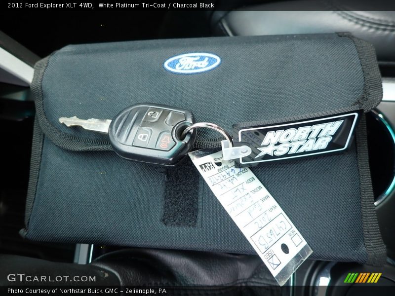 White Platinum Tri-Coat / Charcoal Black 2012 Ford Explorer XLT 4WD