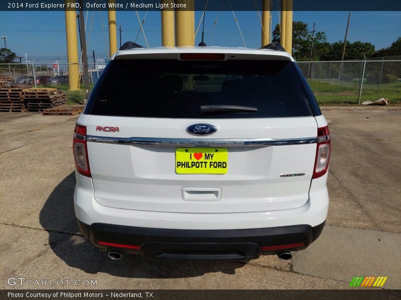 Oxford White / Medium Light Stone 2014 Ford Explorer FWD