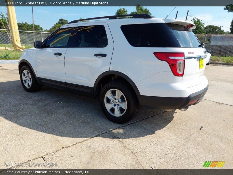 Oxford White / Medium Light Stone 2014 Ford Explorer FWD
