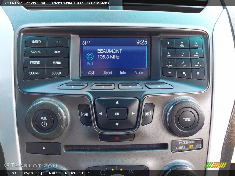 Oxford White / Medium Light Stone 2014 Ford Explorer FWD