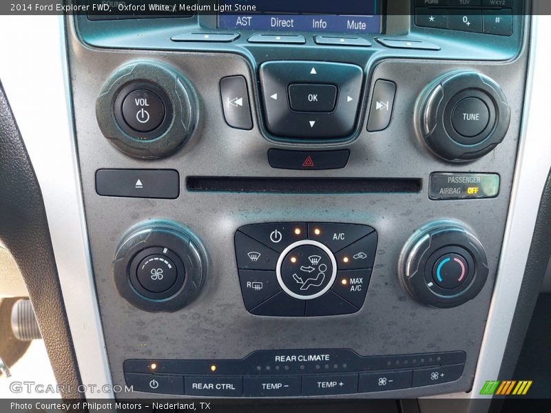 Oxford White / Medium Light Stone 2014 Ford Explorer FWD