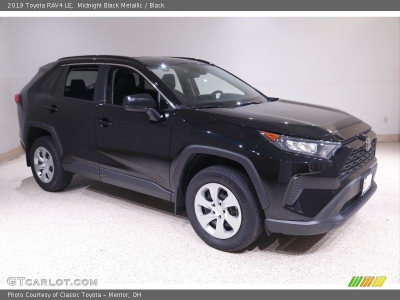 Midnight Black Metallic / Black 2019 Toyota RAV4 LE