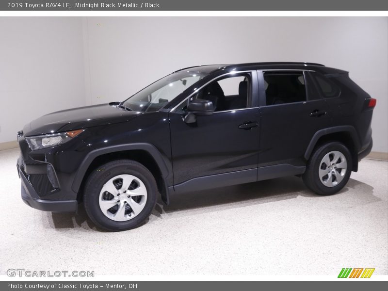 Midnight Black Metallic / Black 2019 Toyota RAV4 LE