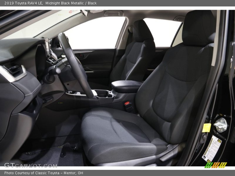 Midnight Black Metallic / Black 2019 Toyota RAV4 LE