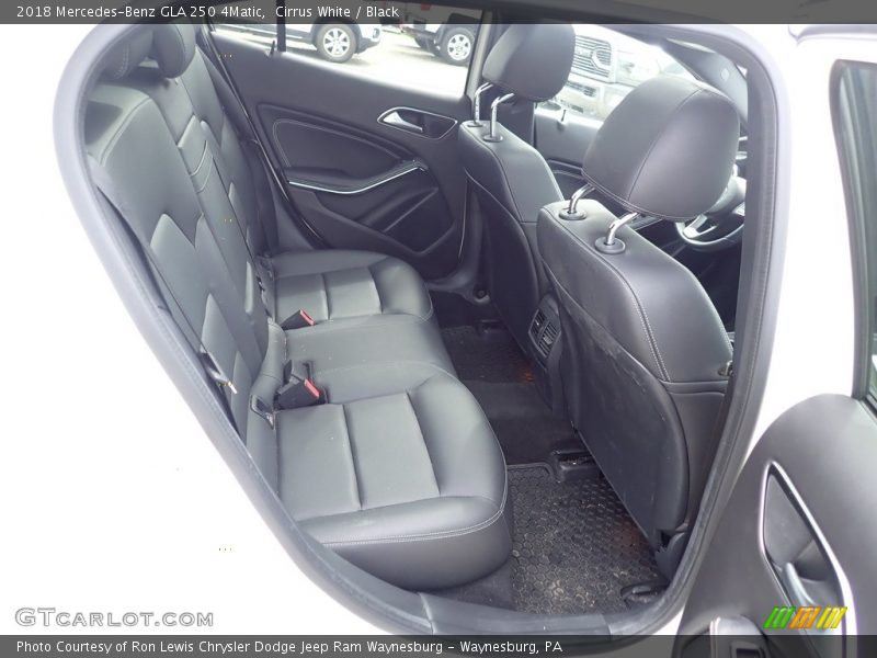 Cirrus White / Black 2018 Mercedes-Benz GLA 250 4Matic