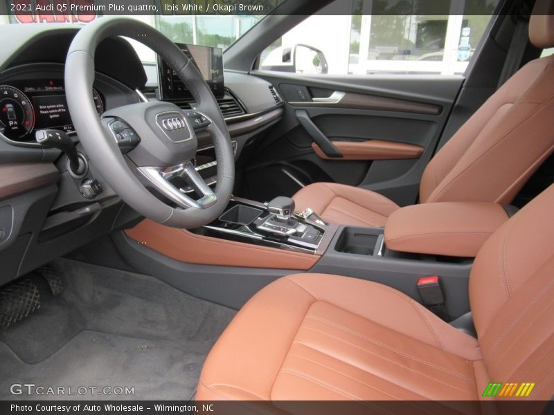 Front Seat of 2021 Q5 Premium Plus quattro