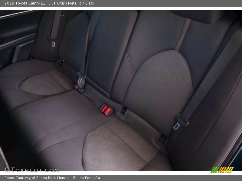 Blue Crush Metallic / Black 2018 Toyota Camry LE