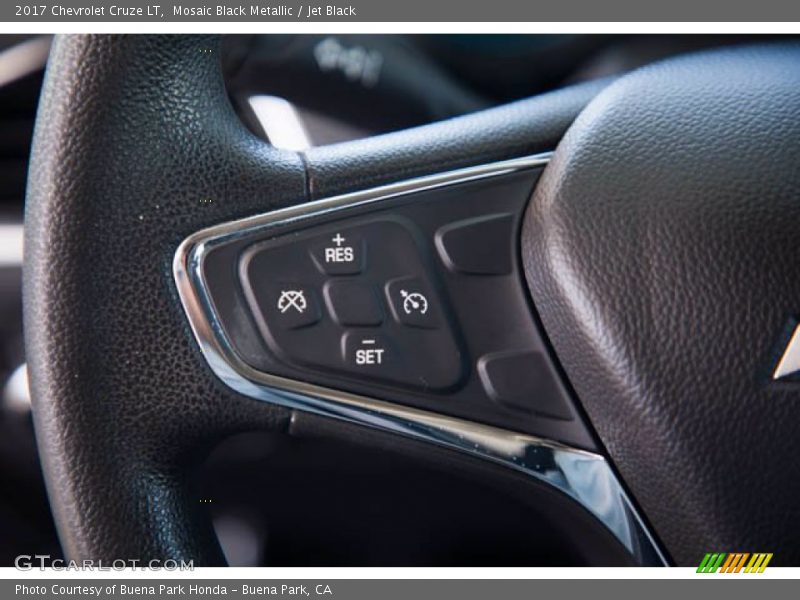 Mosaic Black Metallic / Jet Black 2017 Chevrolet Cruze LT