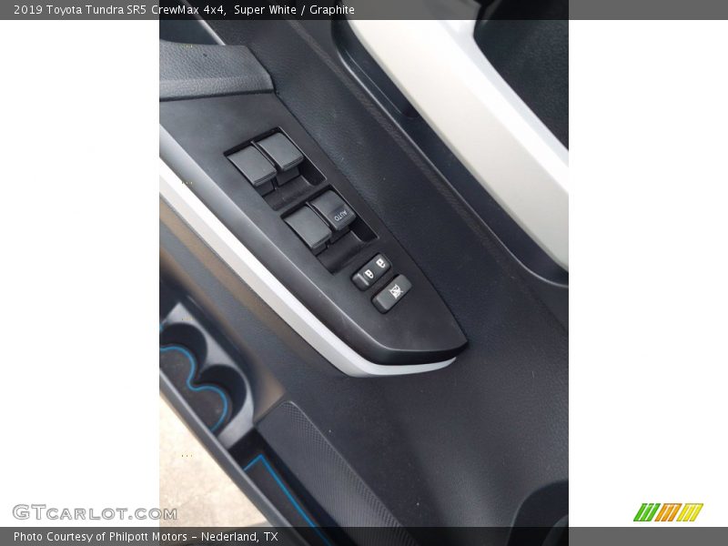 Super White / Graphite 2019 Toyota Tundra SR5 CrewMax 4x4