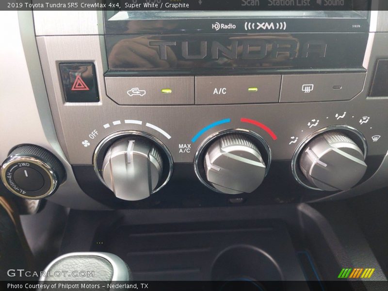 Super White / Graphite 2019 Toyota Tundra SR5 CrewMax 4x4
