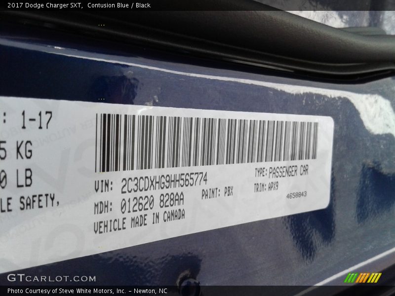 Contusion Blue / Black 2017 Dodge Charger SXT