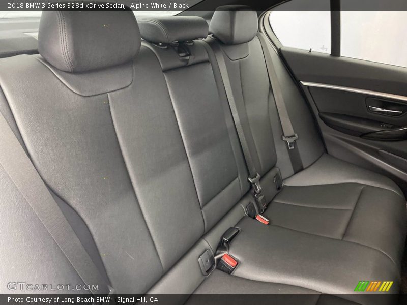 Alpine White / Black 2018 BMW 3 Series 328d xDrive Sedan