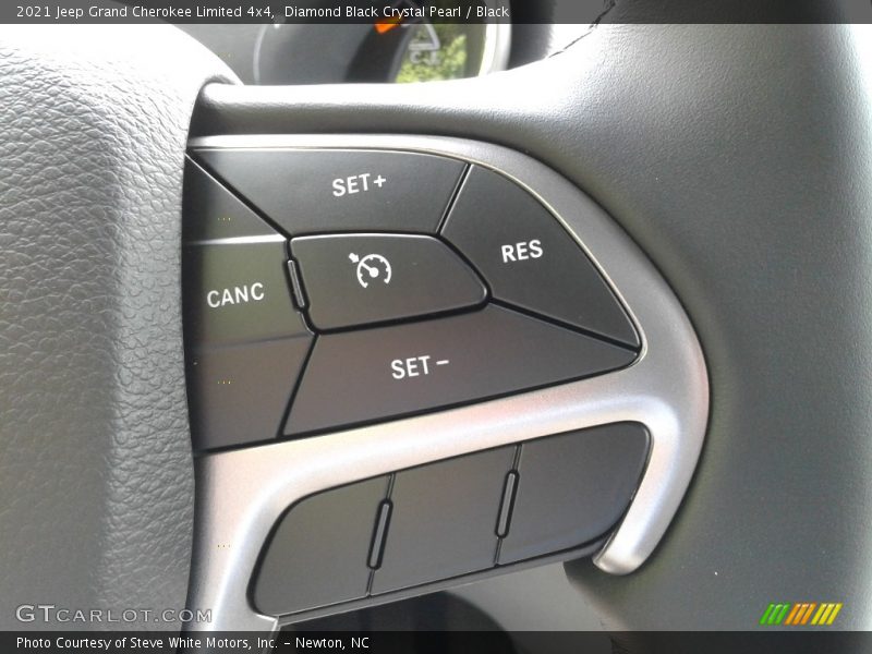 Diamond Black Crystal Pearl / Black 2021 Jeep Grand Cherokee Limited 4x4