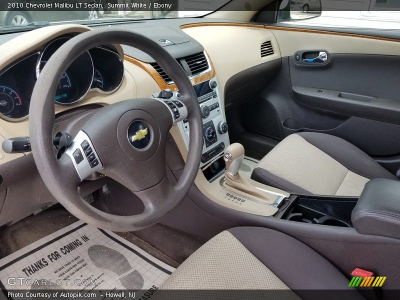 Summit White / Ebony 2010 Chevrolet Malibu LT Sedan