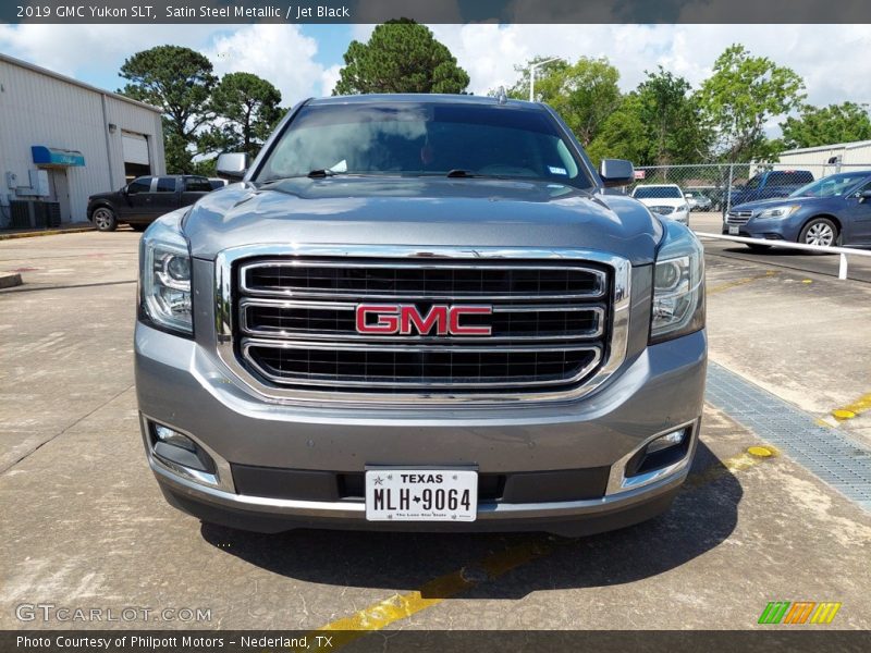 Satin Steel Metallic / Jet Black 2019 GMC Yukon SLT