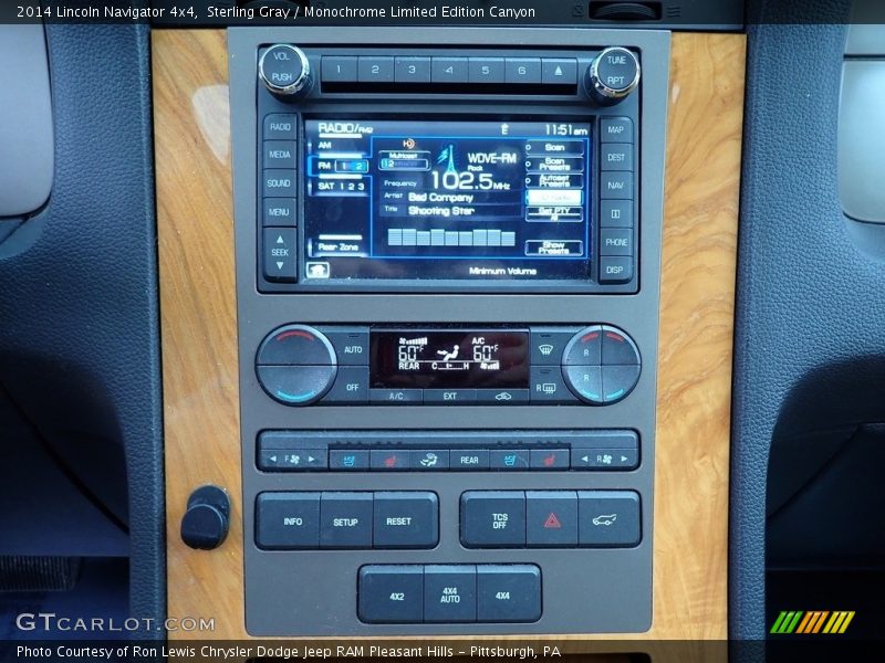 Sterling Gray / Monochrome Limited Edition Canyon 2014 Lincoln Navigator 4x4