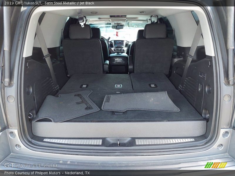 Satin Steel Metallic / Jet Black 2019 GMC Yukon SLT