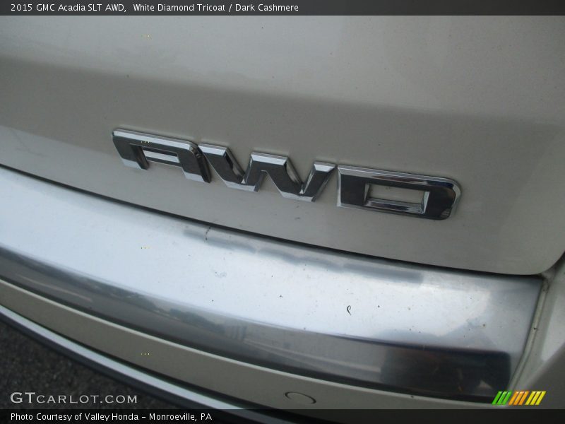 White Diamond Tricoat / Dark Cashmere 2015 GMC Acadia SLT AWD