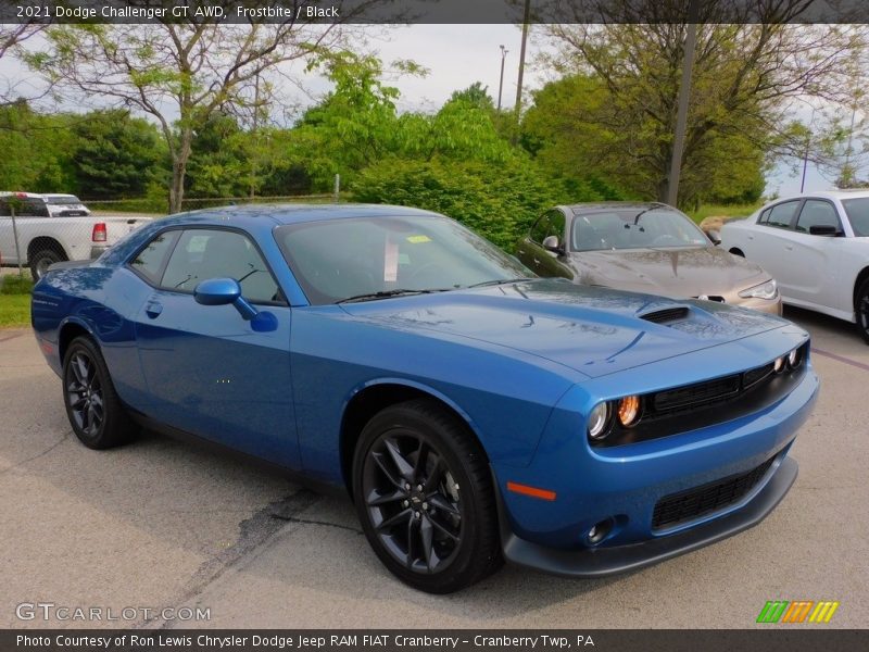 Front 3/4 View of 2021 Challenger GT AWD