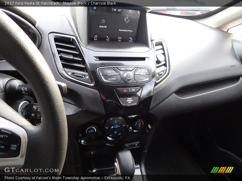 Shadow Black / Charcoal Black 2017 Ford Fiesta SE Hatchback