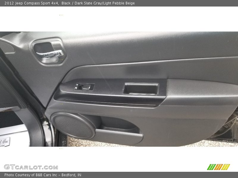 Black / Dark Slate Gray/Light Pebble Beige 2012 Jeep Compass Sport 4x4